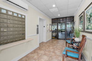 Lobby2