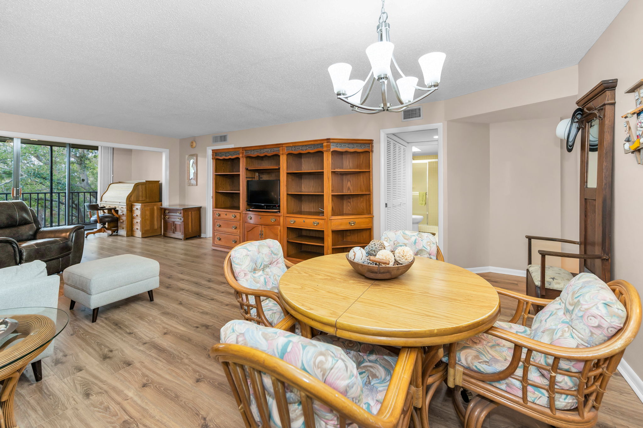 Dining Room2