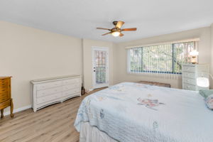 Master Bedroom1b