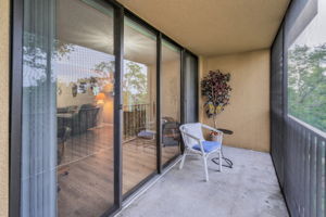 Balcony3