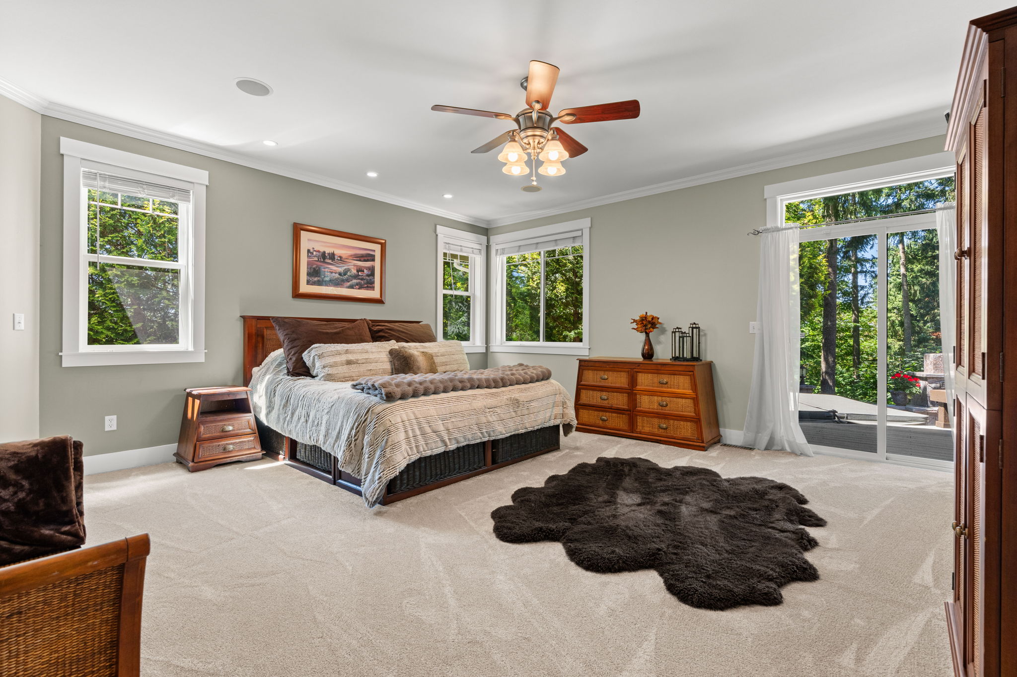  Photo 35