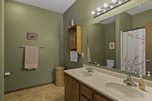  Photo 38