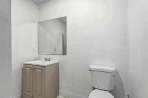  Photo 38