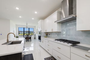  Photo 39