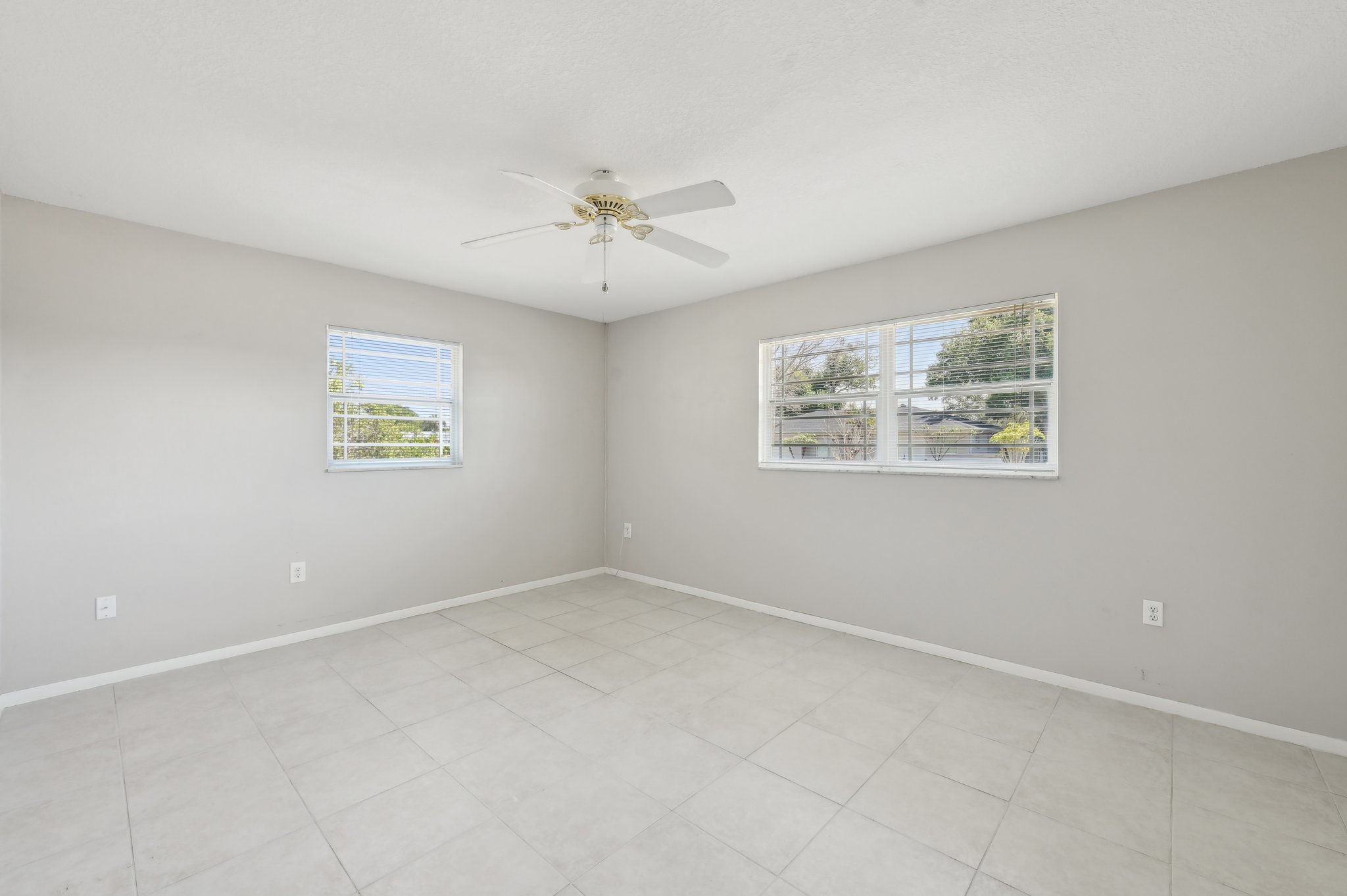 Iverson St-2204-021.jpg