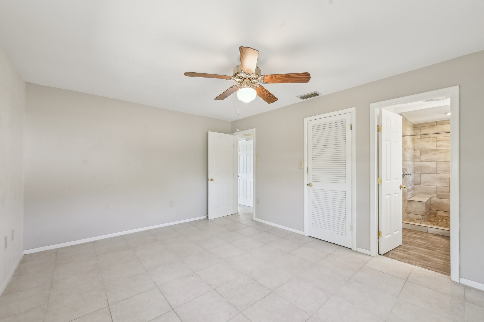 Iverson St-2204-027.jpg