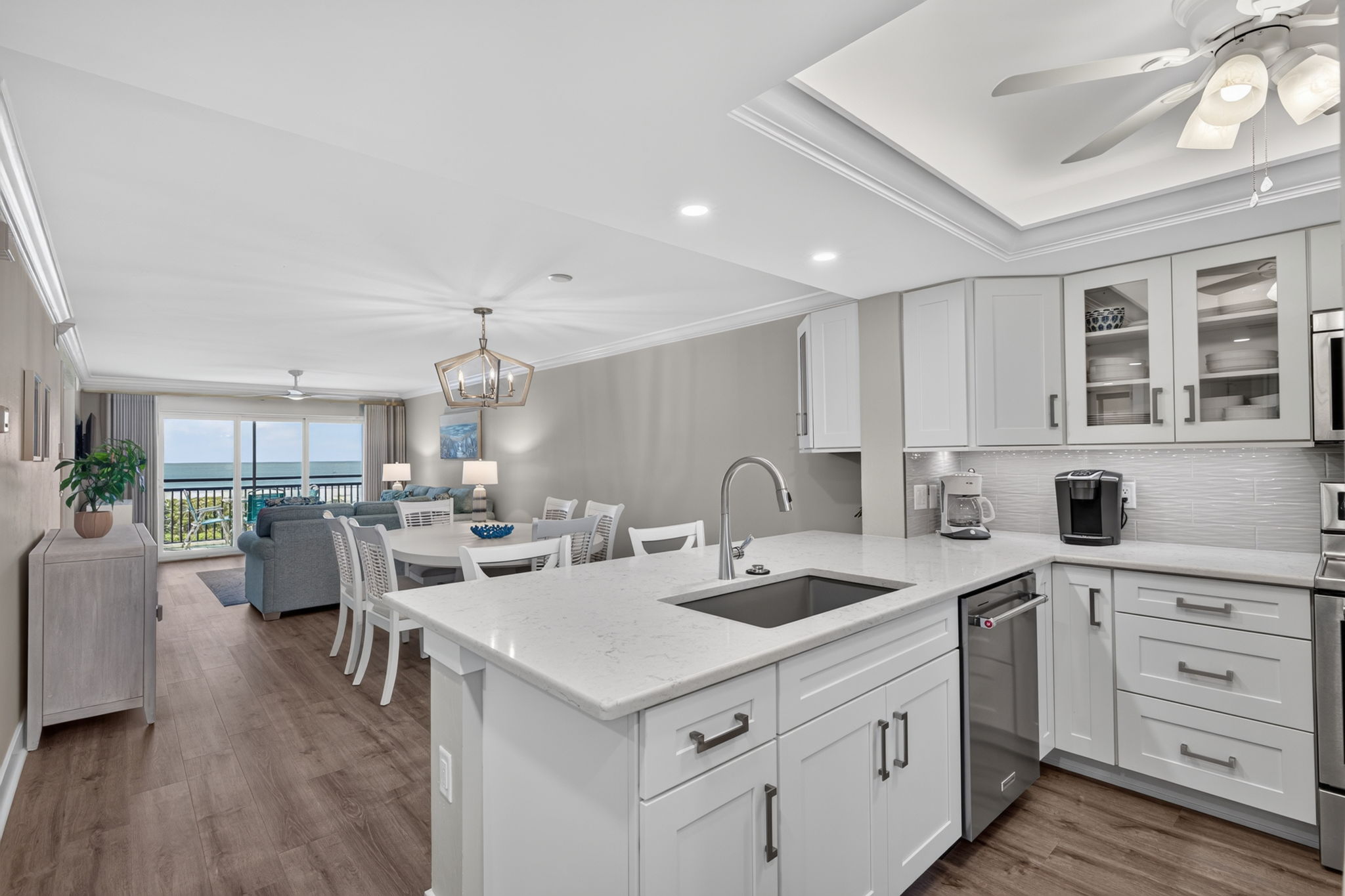 Kitchen 1 of 4