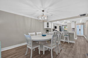 Dining Room 2 of 2