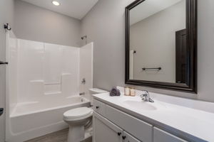  Photo 31
