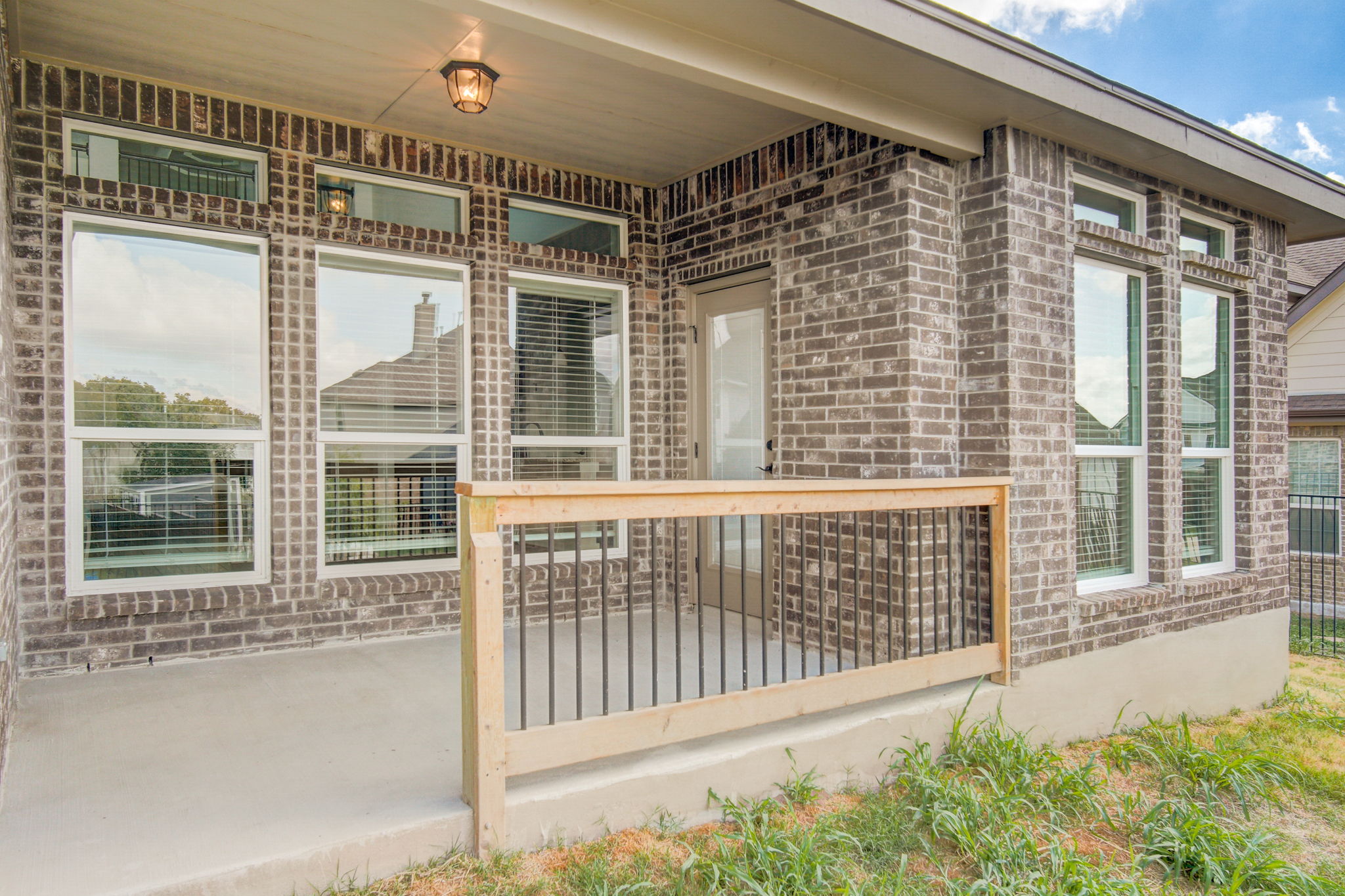 Ancient Oak Way-055