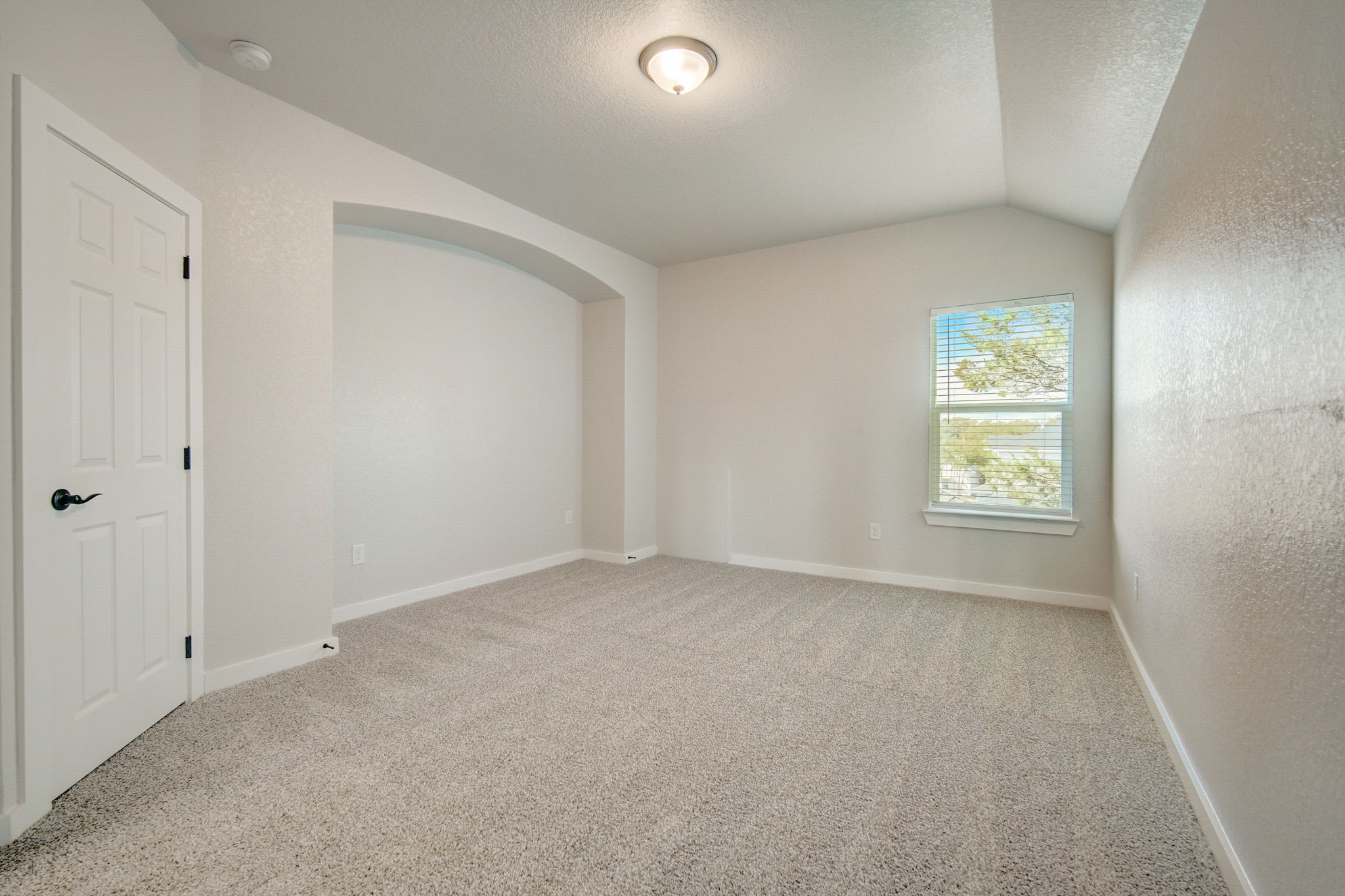 Ancient Oak Way-047