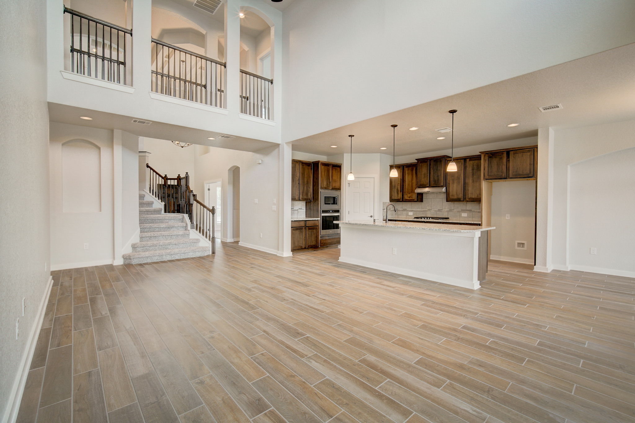 Ancient Oak Way-015