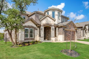 Ancient Oak Way-001