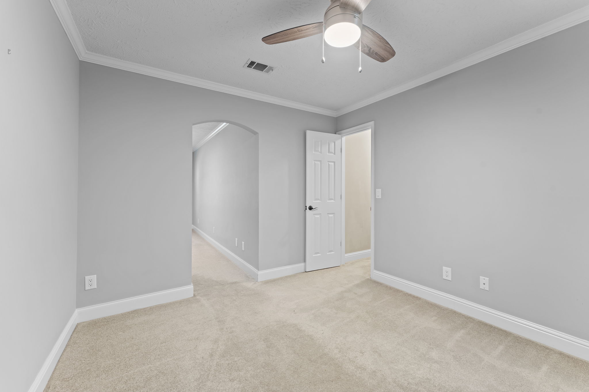  Photo 55