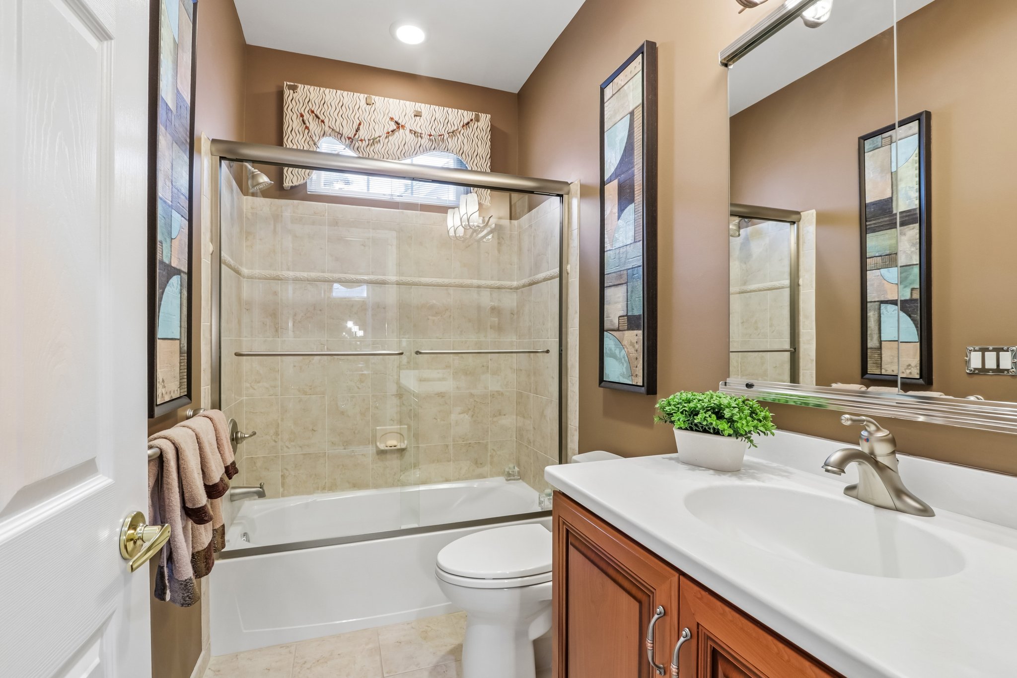 Ingleton Ct-S2207-024.jpg