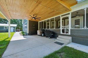  Photo 44