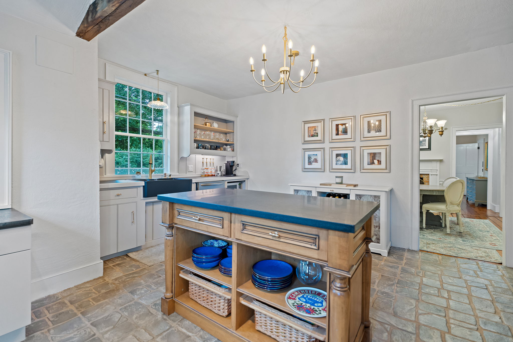 Kitchen Island