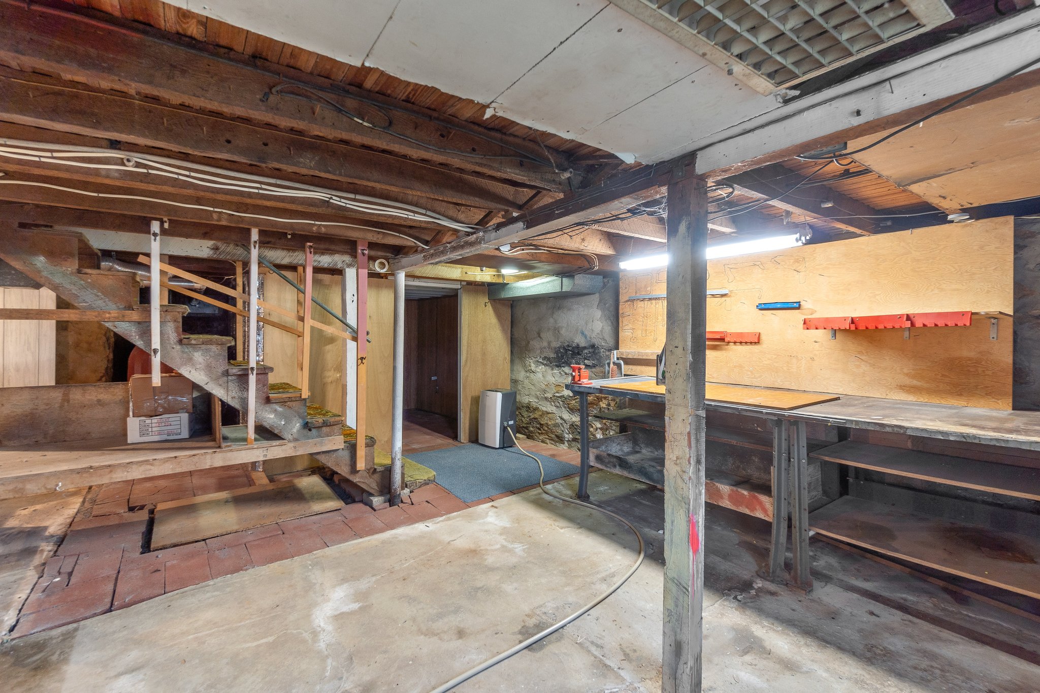32. Basement.jpg