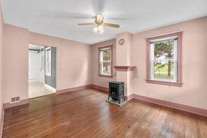 11. Family room.jpg