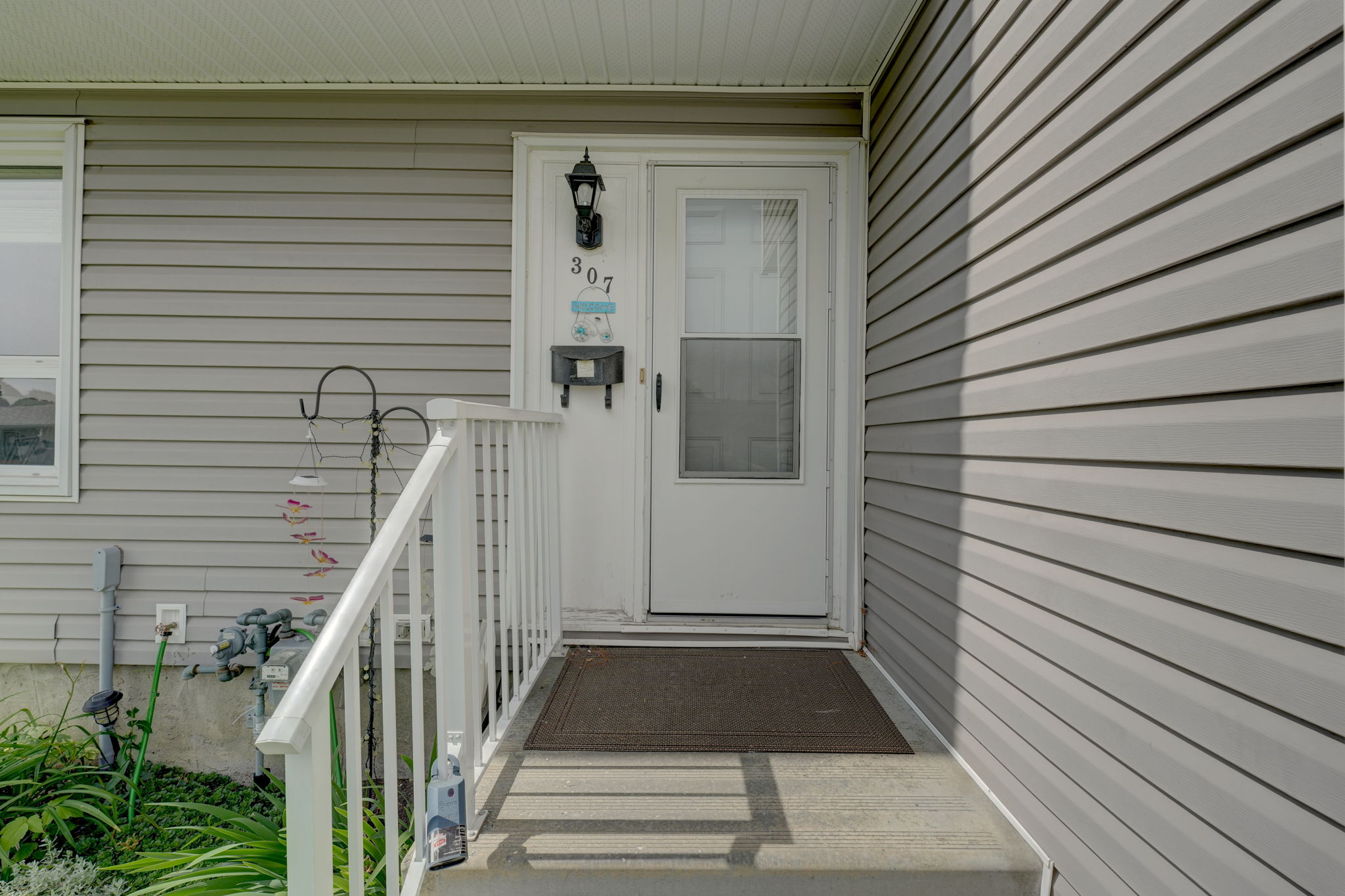  Photo 46