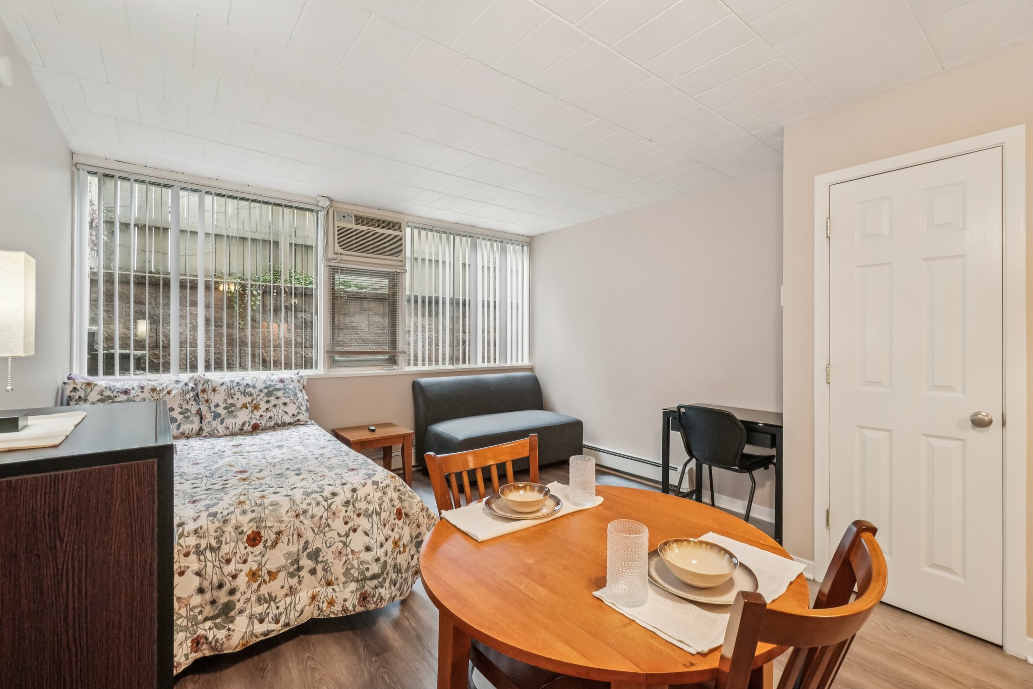 307 Thompson St Unit 109-S0111-003.jpg