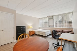 307 Thompson St Unit 112-S0111-005.jpg