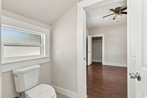 027_F8_307 West Ave