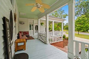 Photo 44