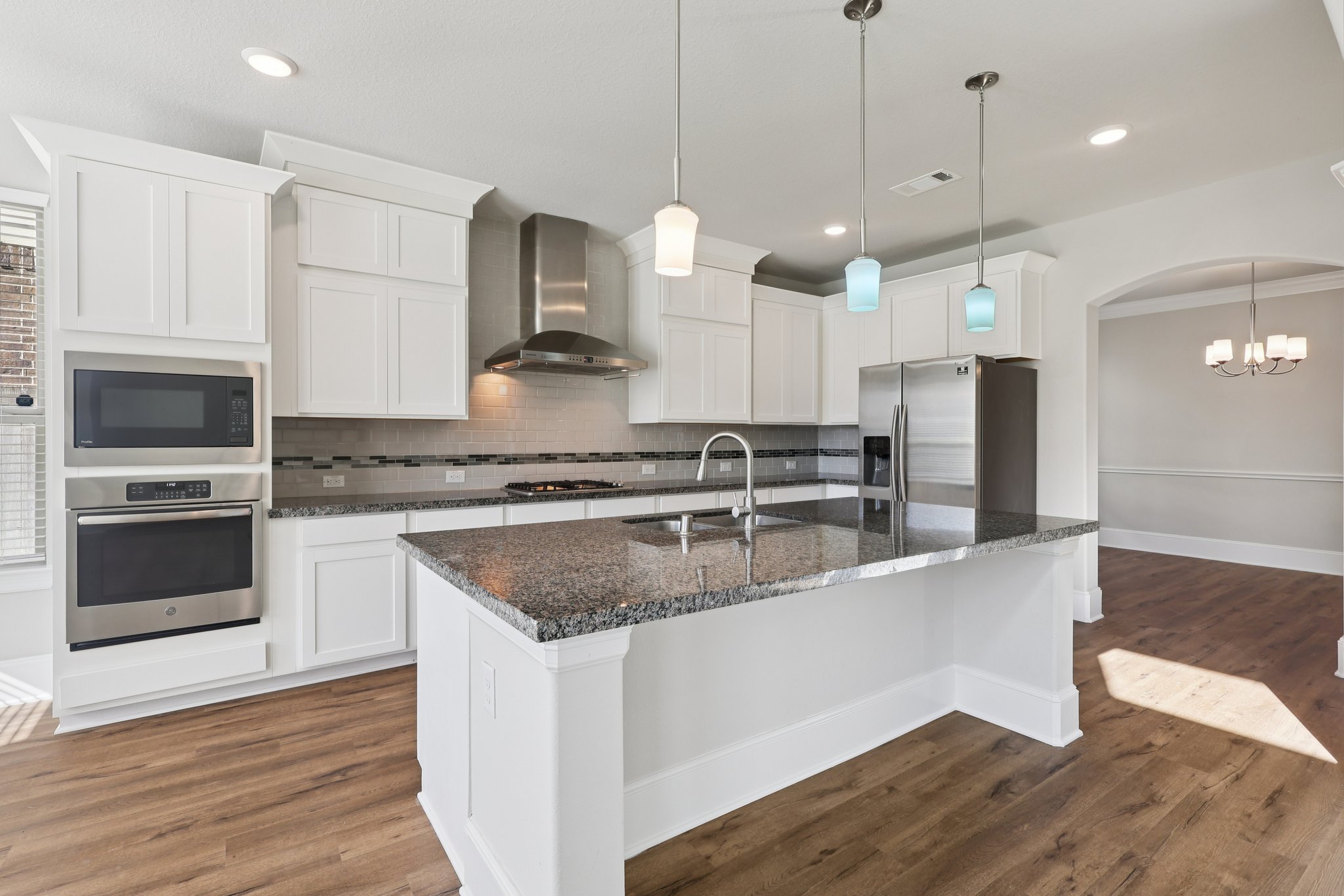 Aster Brook Dr-S1903-011.jpg