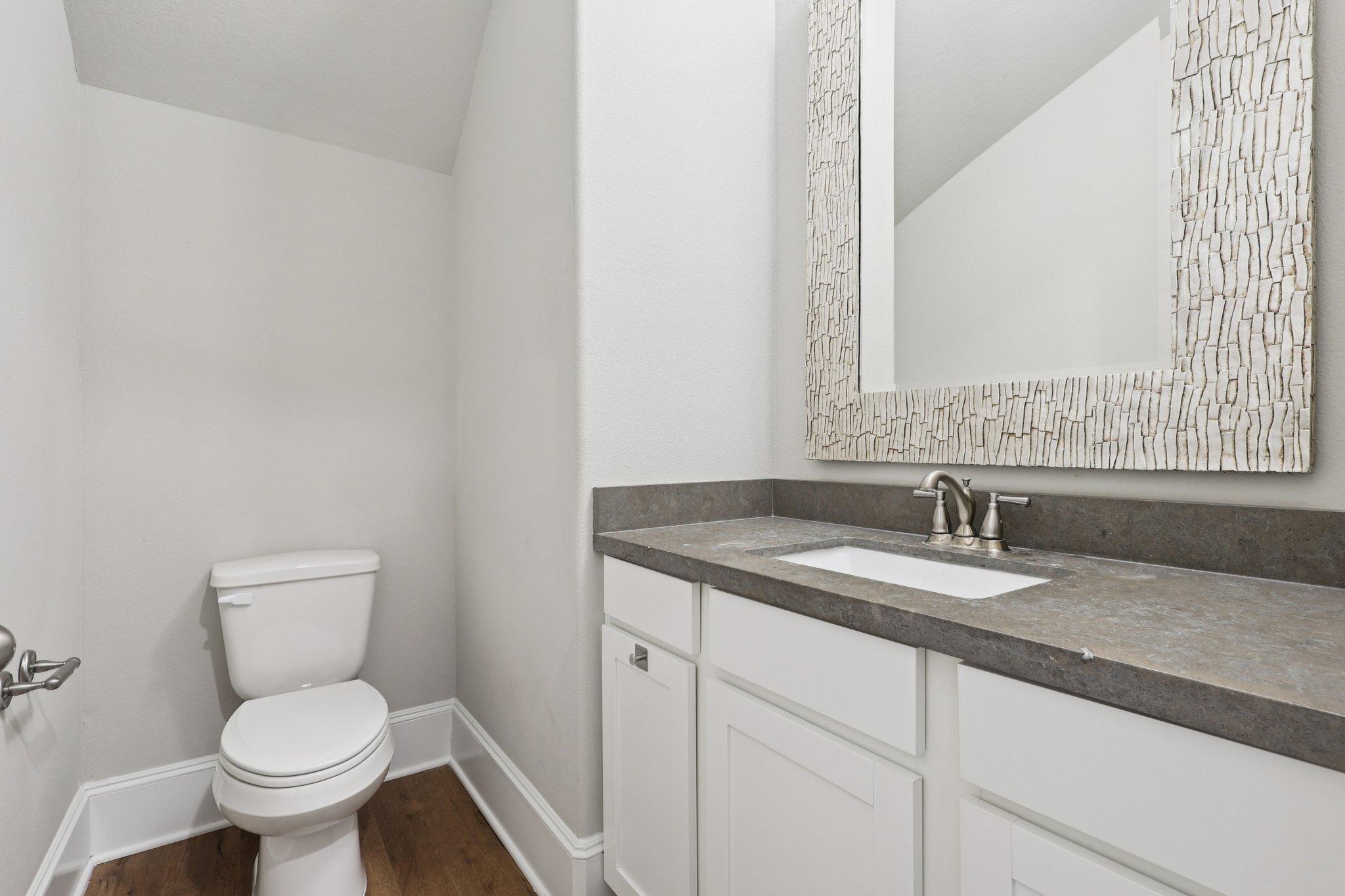 Aster Brook Dr-S1903-017.jpg