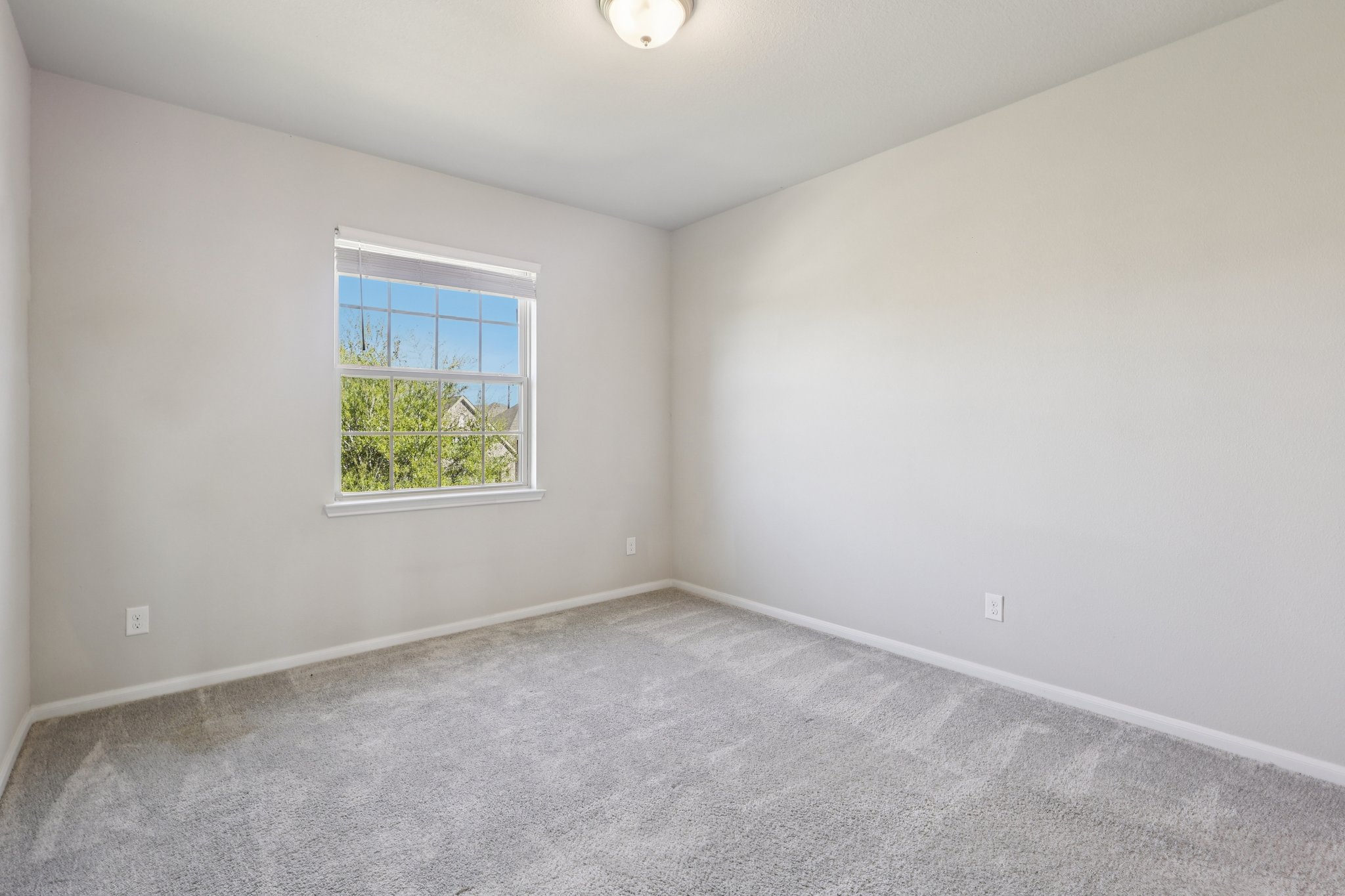 Aster Brook Dr-S1903-025.jpg