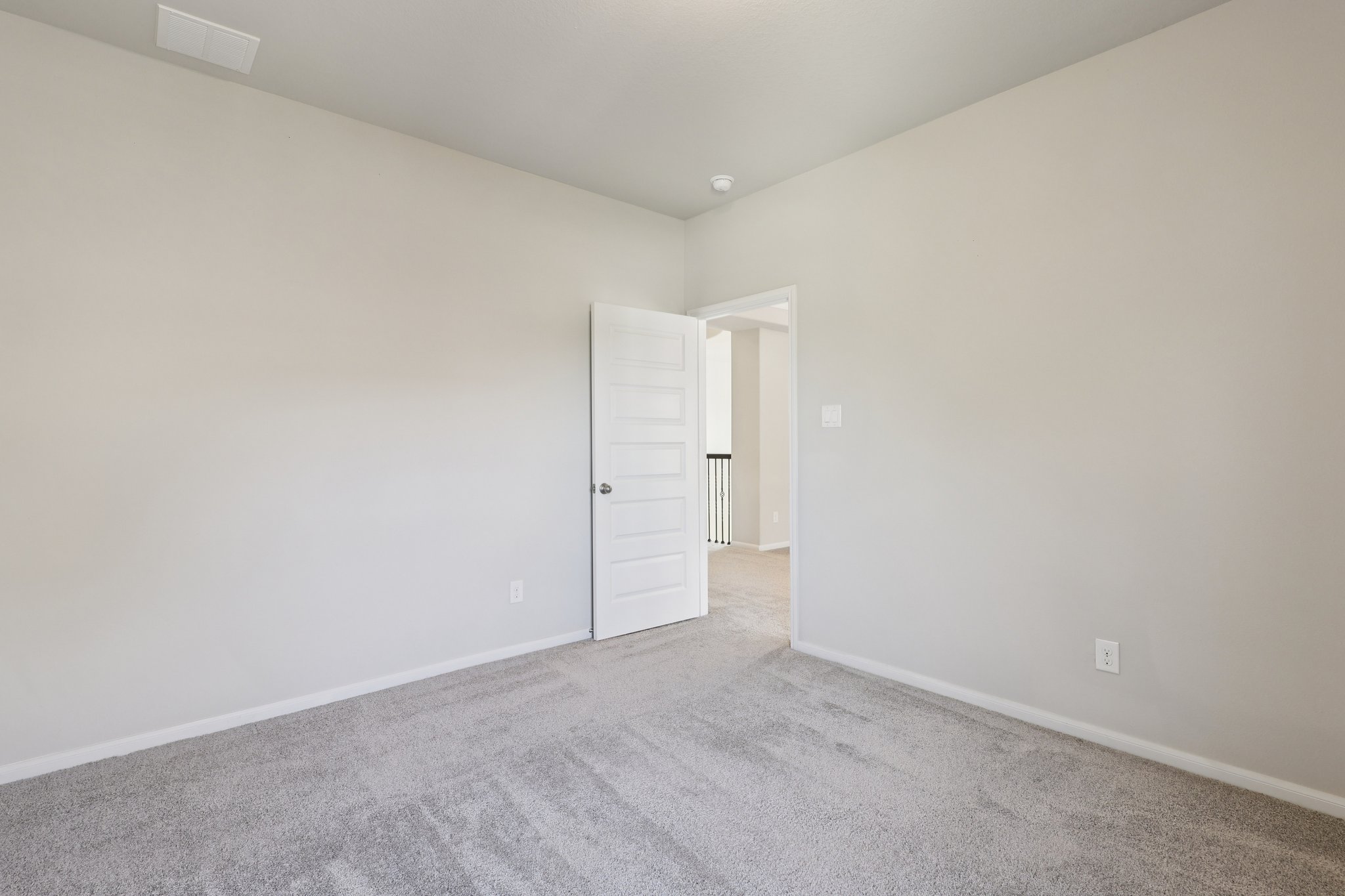 Aster Brook Dr-S1903-038.jpg