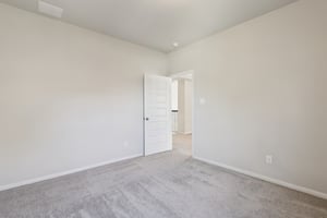 Aster Brook Dr-S1903-038.jpg