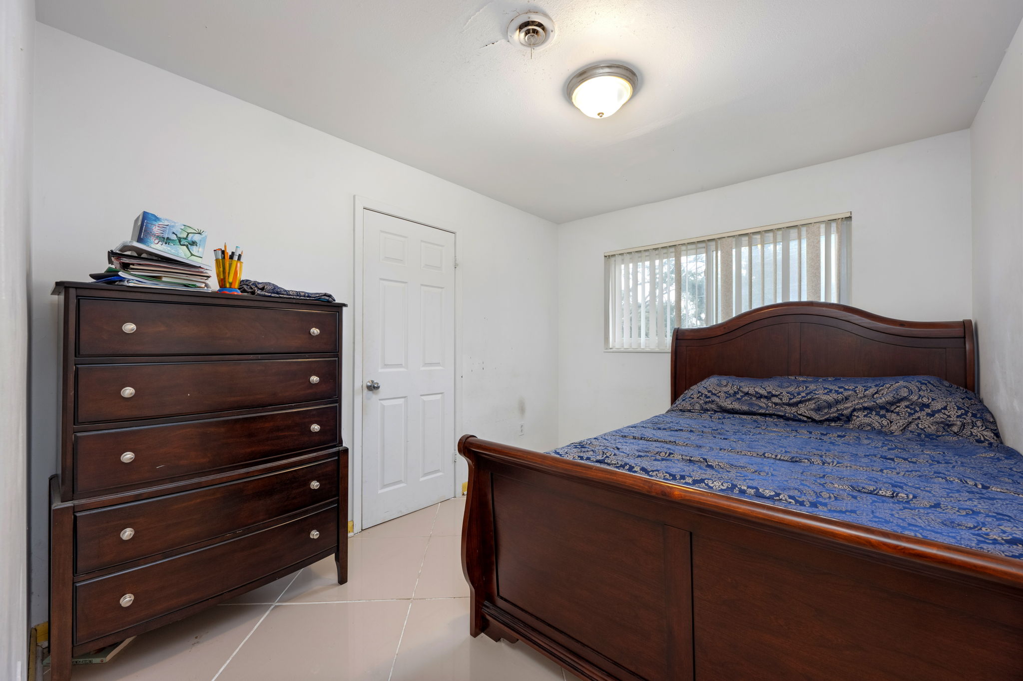 3072 E Olive Rd-Pcola-28