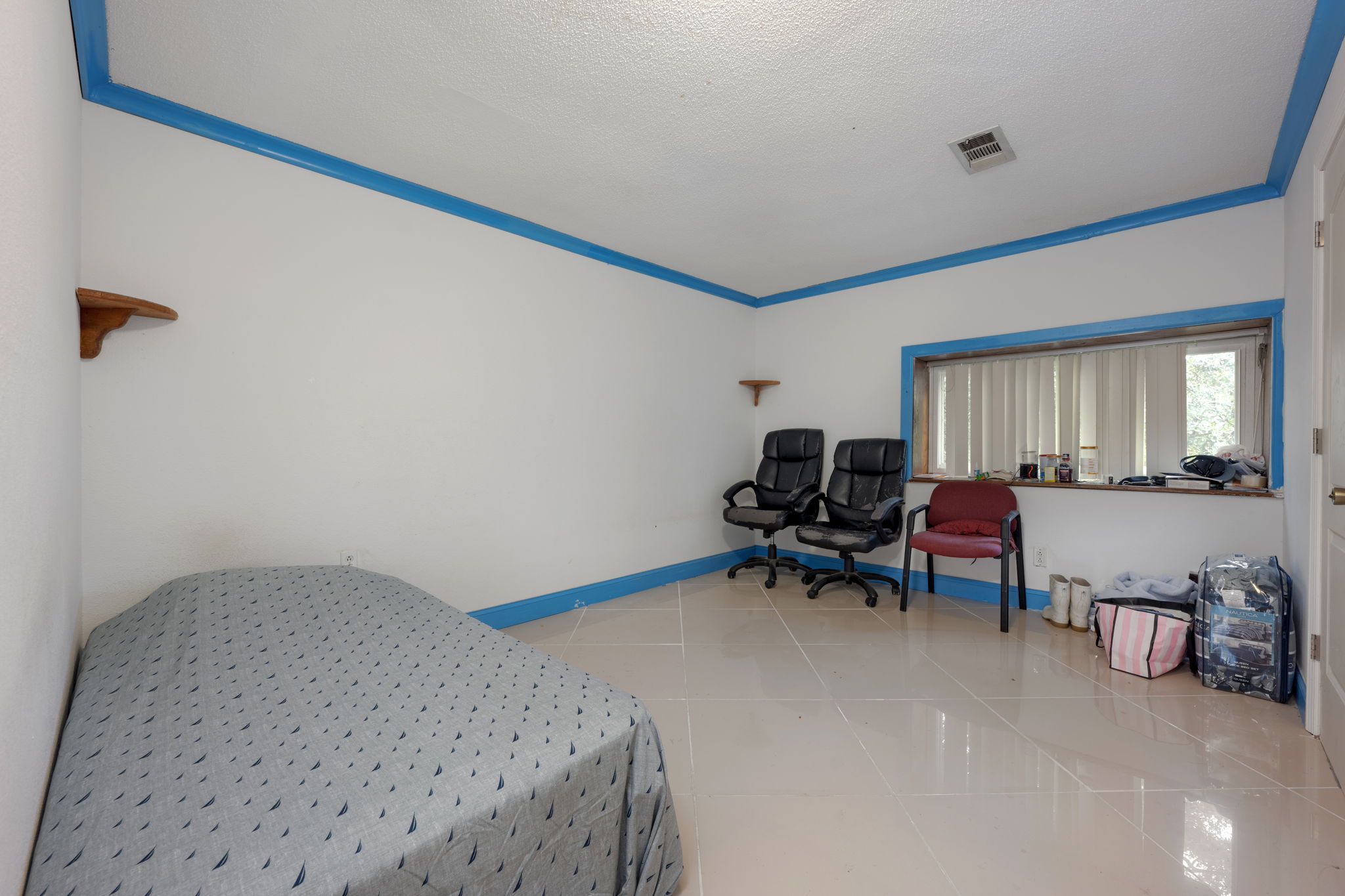 3072 E Olive Rd-Pcola-37
