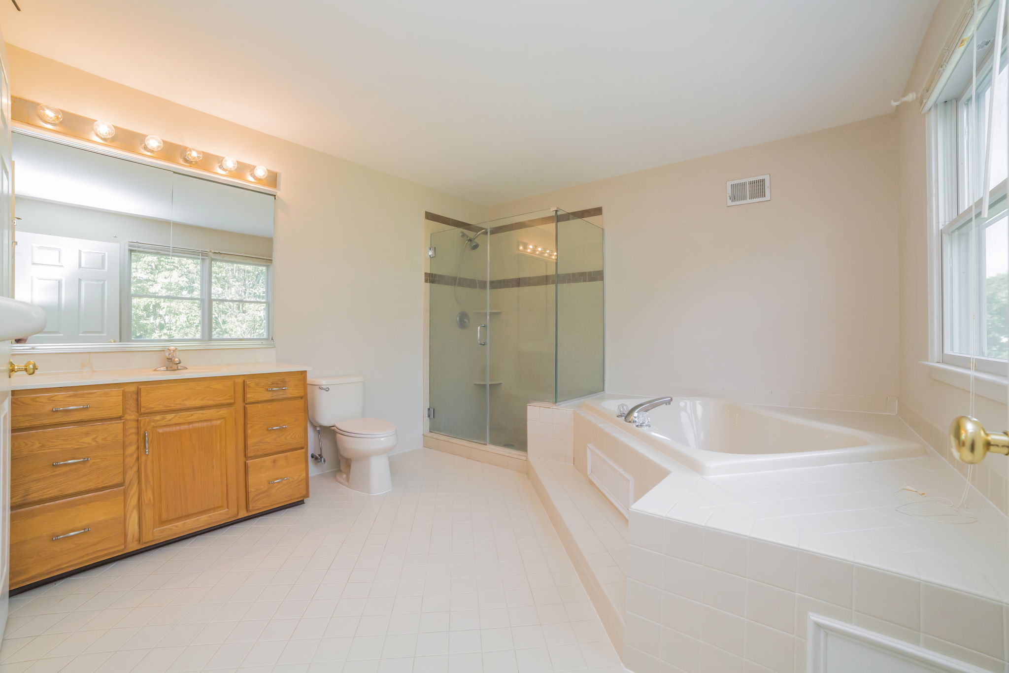  3072 Highley Rd, Eagleville, PA 19403, US Photo 28