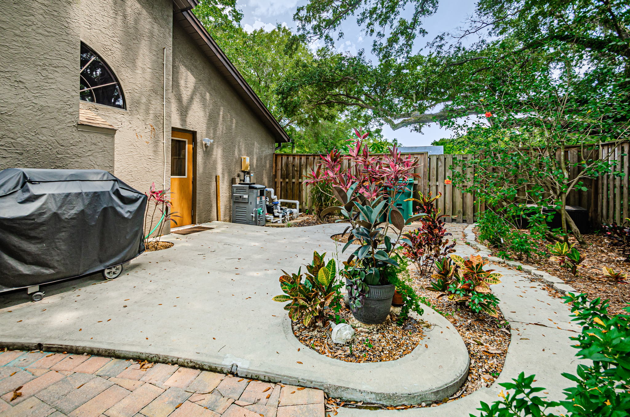 Backyard 1A-2