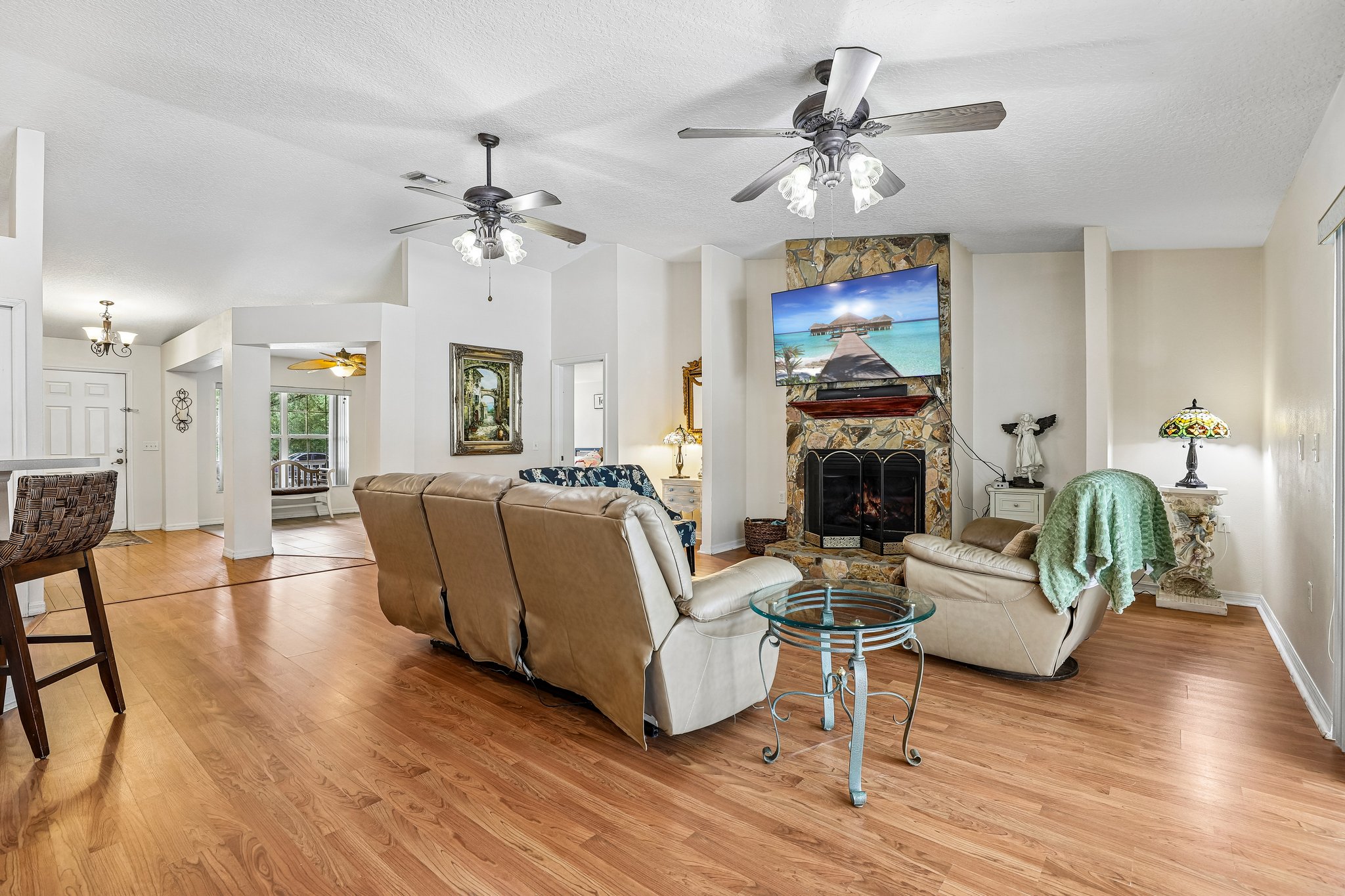 Buttercup Ln-S0508-007.jpg