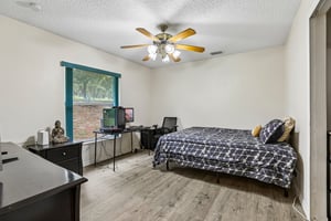 Buttercup Ln-S0508-022.jpg