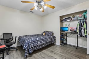 Buttercup Ln-S0508-024.jpg