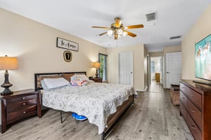 Buttercup Ln-S0508-031.jpg