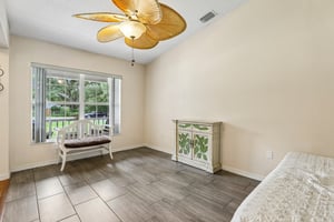 Buttercup Ln-S0508-035.jpg