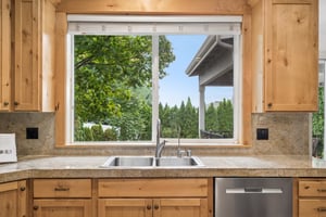 052.jpg
