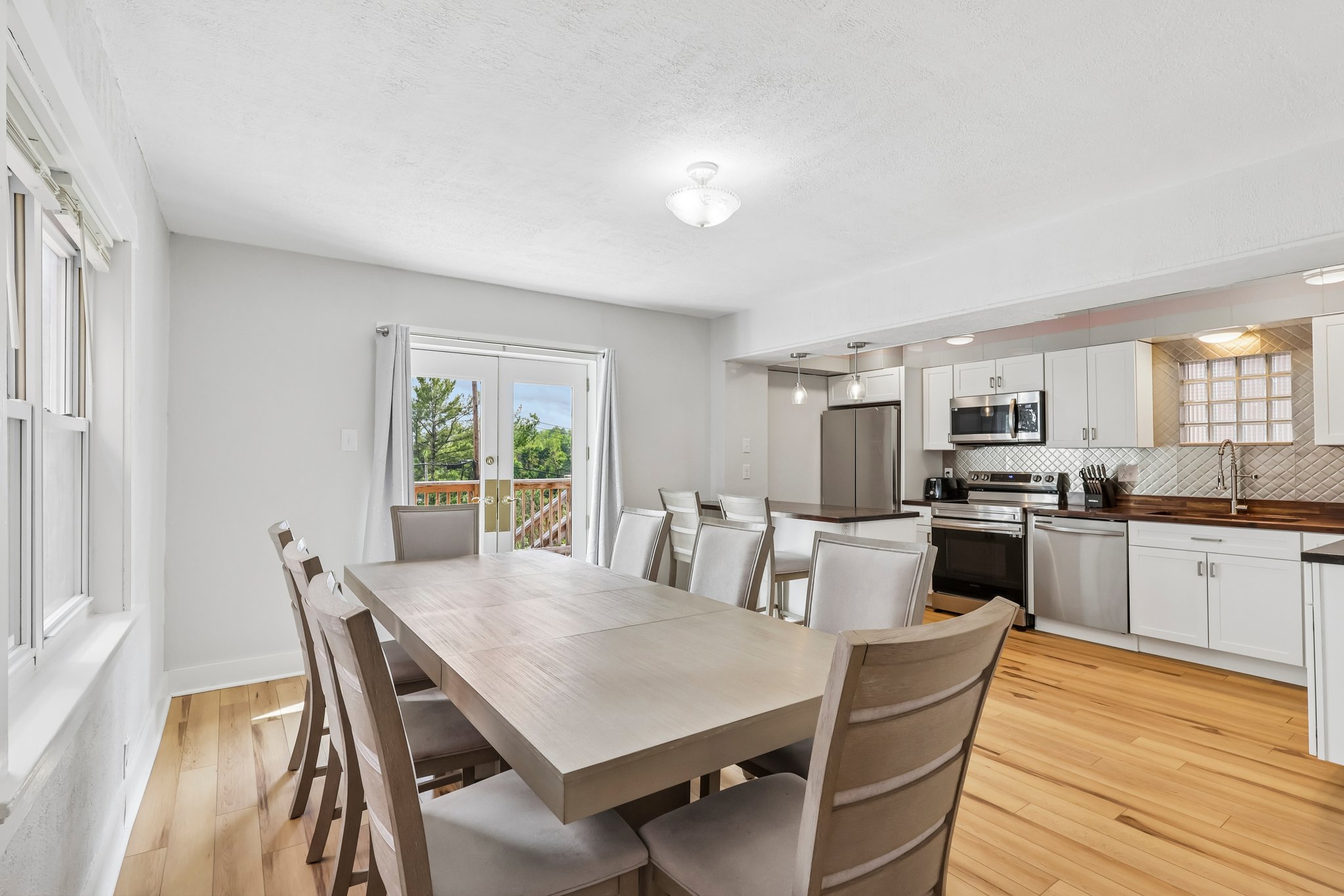 Beechwood Blvd-S2904-014.jpg