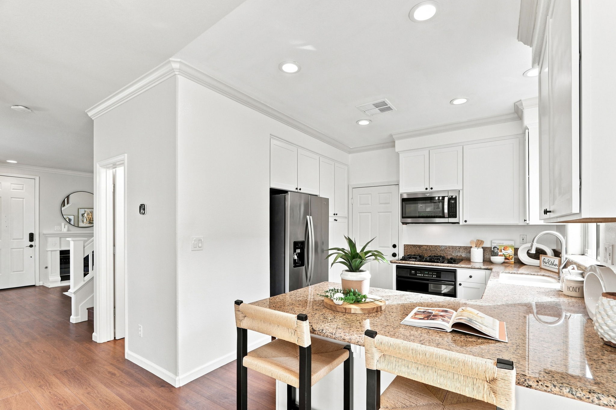 014_F8_3075 Rubino Cir