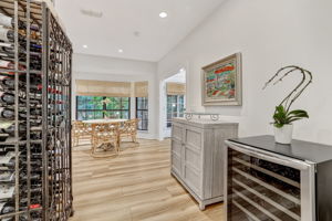 Kitchen/Breakfast Area