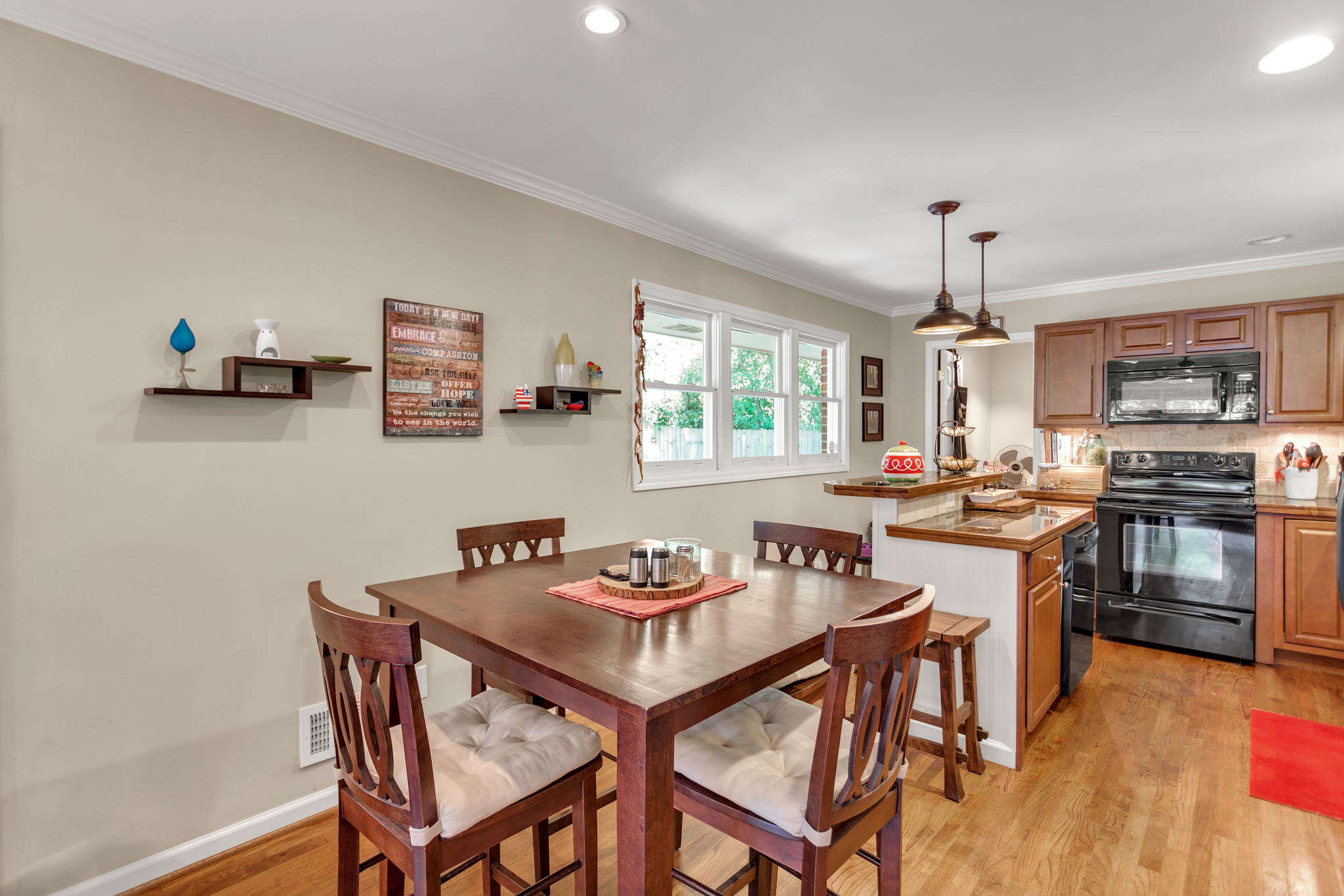 3076 Santa Monica Dr, Decatur, GA 30032, USA Photo 7