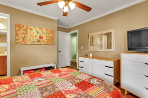 3076 Santa Monica Dr, Decatur, GA 30032, USA Photo 19