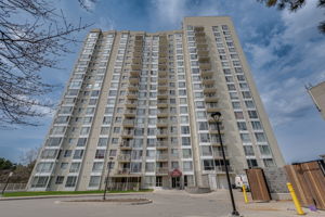3077 Weston Rd Unit 609, Toronto ON