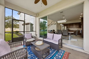 Screened-in Porch